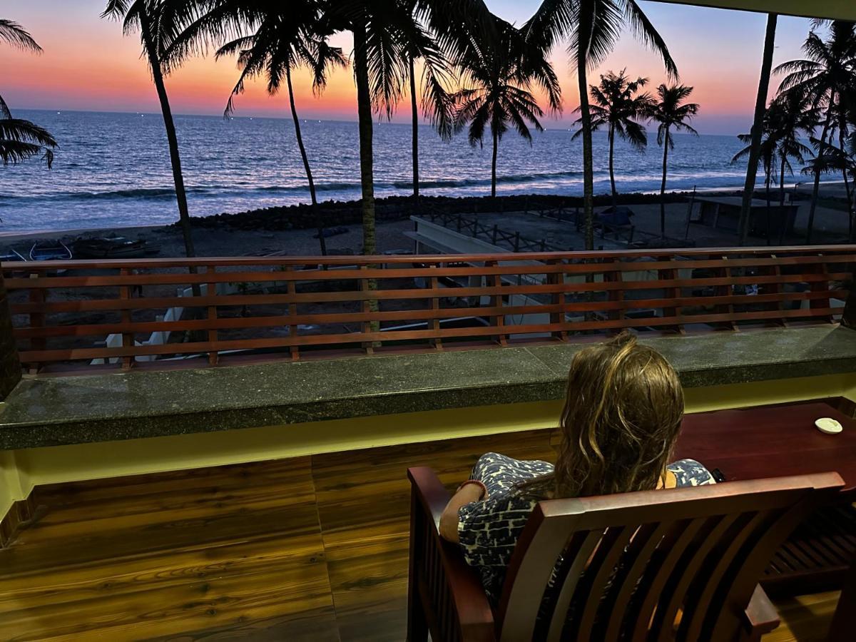 Maadathil Cottages & Beach Resort バルカラ エクステリア 写真