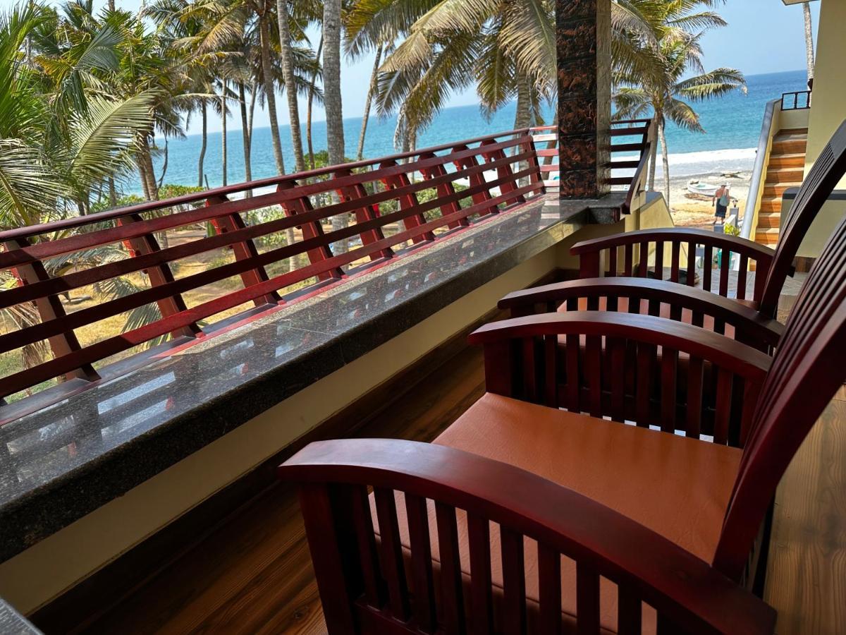 Maadathil Cottages & Beach Resort バルカラ エクステリア 写真