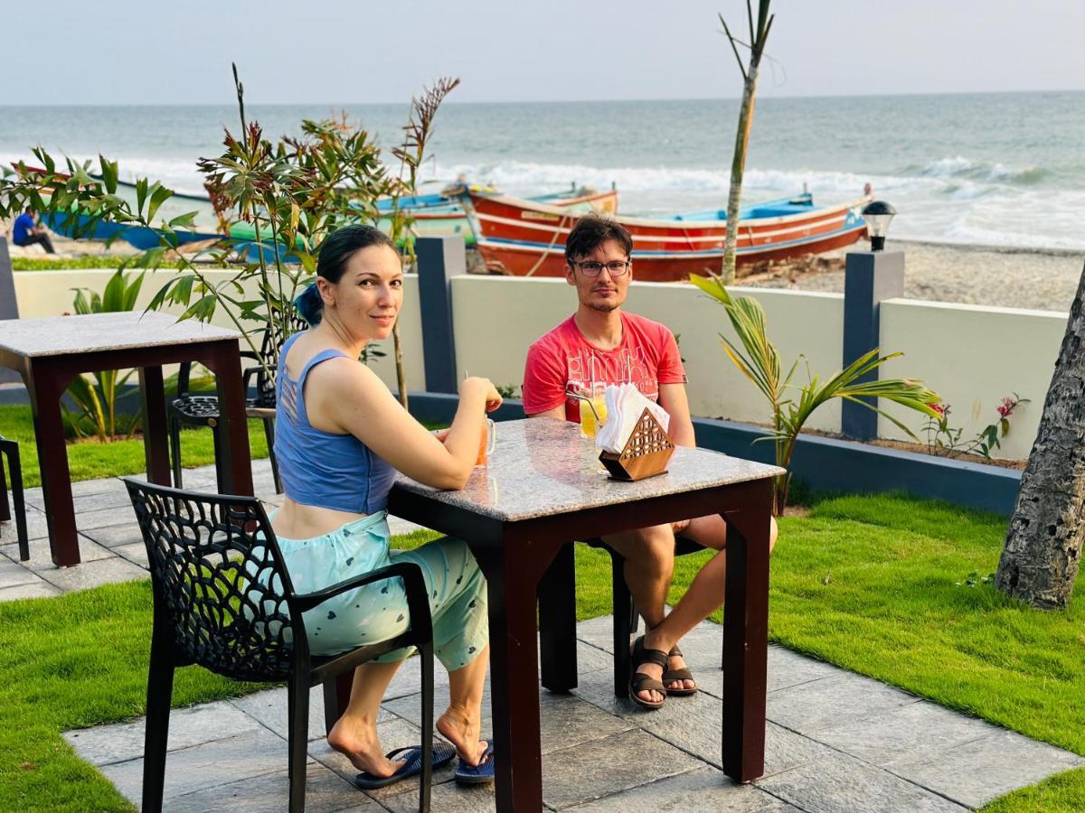 Maadathil Cottages & Beach Resort バルカラ エクステリア 写真