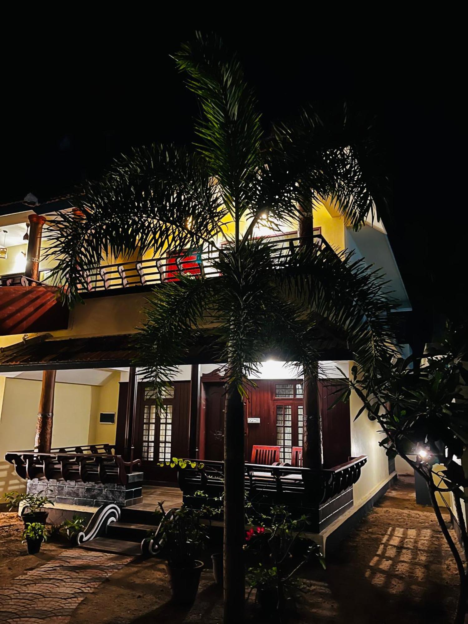 Maadathil Cottages & Beach Resort バルカラ エクステリア 写真