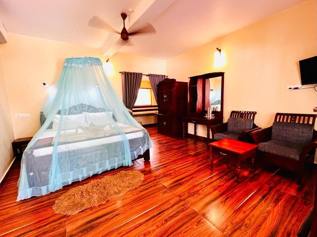 Maadathil Cottages & Beach Resort バルカラ エクステリア 写真