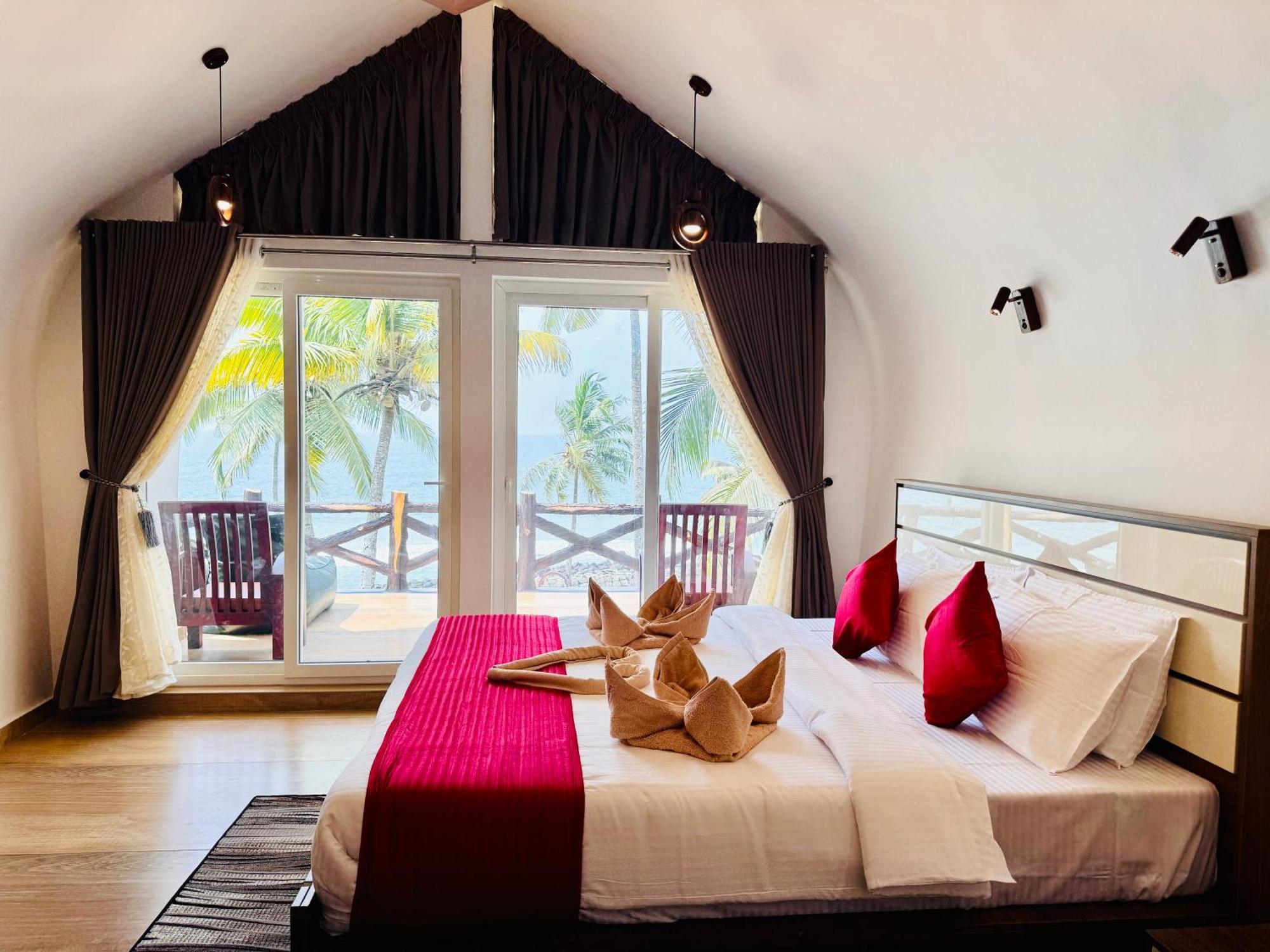Maadathil Cottages & Beach Resort バルカラ エクステリア 写真